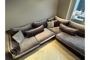 Luxe Eric kuster bank! Kan zeker nog een ronde mee