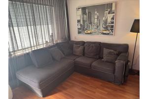 Donkergrijs bankstel