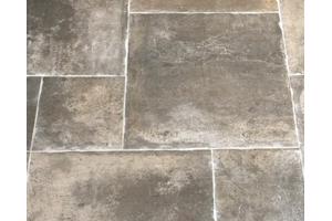 Castle stones keramische kloostertegels 50x50 NU € 32,50 m2