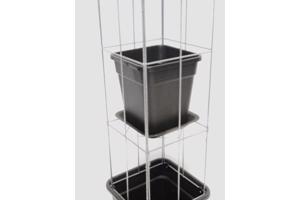 AARDBEIEN TOREN of met framboos bessen en ander kleinfruit