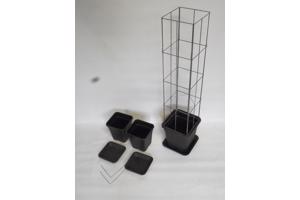 AARDBEIEN TOREN of met framboos bessen en ander kleinfruit