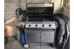Barbecue inclusief gasflessen