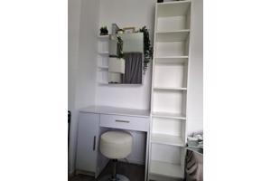 Make-up meubel met spiegelkast