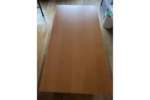 Bureau in bruikbare staat