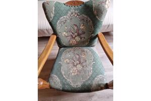 Leuke feauteil en sofa ( opnieuw bekleden)
