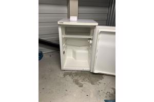 Koelkast in goede staat met klein vriesvak