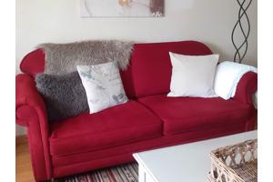 Donkerrode driezitsbank