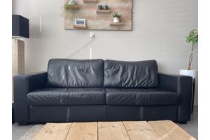 Mooie zwart leren bank