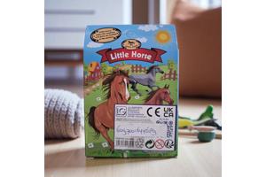 Little horse speelpaard geel oranje gevlekt grijs haar