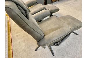 Twee als nieuwe Leren Draai Fauteuils