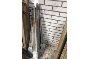 mooie  houten  hekken  als  nieuw