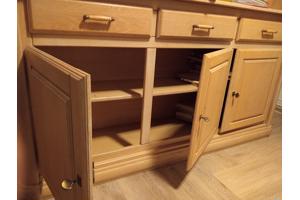 Blank eiken wandmeubel