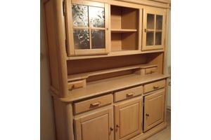 Blank eiken wandmeubel