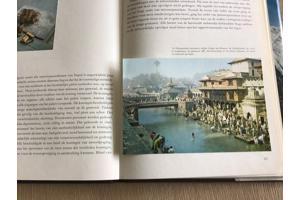 Nepal, is een land in Azië, gelegen in de Himalaya tussen