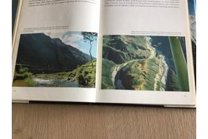 Nepal, is een land in Azië, gelegen in de Himalaya tussen