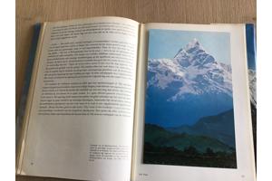 Nepal, is een land in Azië, gelegen in de Himalaya tussen