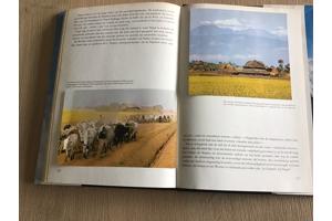 Nepal, is een land in Azië, gelegen in de Himalaya tussen