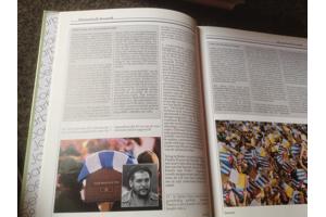 Jaarboeken (16stuks ) van 1988 tot 2003 in het Nederlands