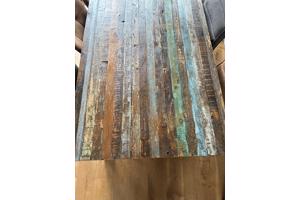 Mooie, stevige eettafel