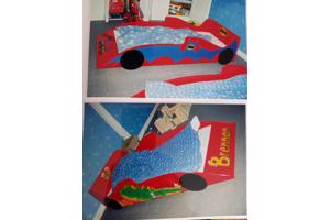 Stukken om kinderbedden te bouwen