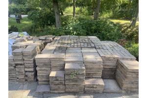 Tegels 135m2 Romaanse leg