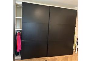 Grote slaapkamerkast