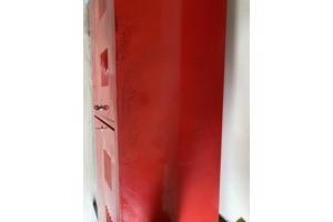 Mooi rood locker kastje van Ikea