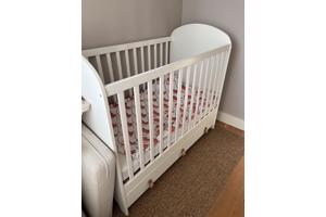 Babybed IKEA met lades