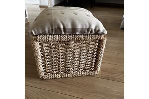 Rieten opbergmand