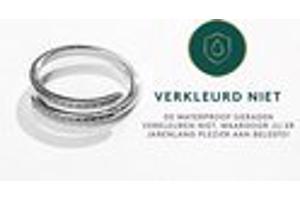 ring van Laura Ferini