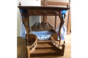 Eikenhouten honden hemelbed