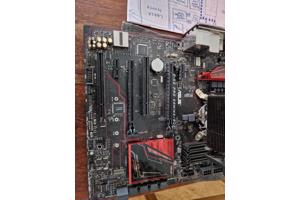 Asus B150 Pro Gaming aura moederbord