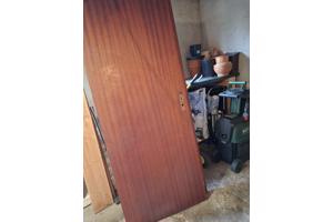 Binnendeuren stompe uitvoering.