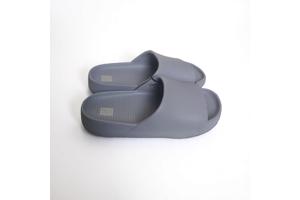 Heren slippers effen grijs 44