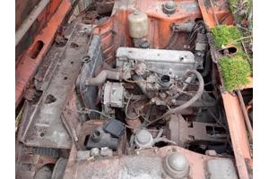 aangeboden; BMW 2002 voor onderdelen.
