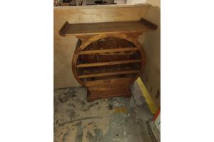 Wijn/dranken kastje van hout