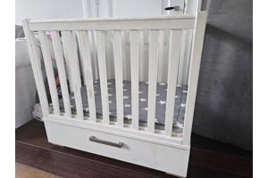 Witte baby box
