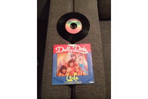 Lp en singles Dolly Dots en  koningin Juliana , ook los