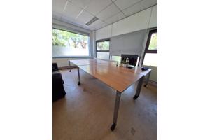 Bureaus / tafels