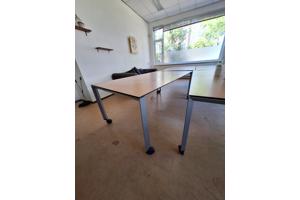 Bureaus / tafels