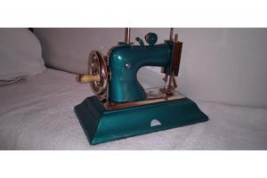 Topper : Casige speelgoednaaimachine (1940&amp;#x27;s) met originele