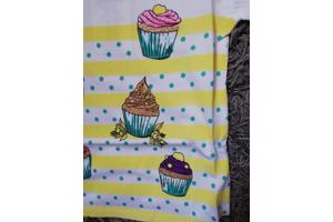 Glo-Story cupcakes t-shirt geel 104