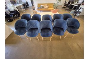 10 Stoelen in goede staat
