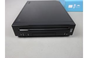 Nintendo Wii (zwart) + Wii sports +  Wii Wild Adventures