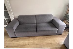 Gratis Bank en Love seat