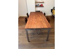 Eettafel 200cm lang x 90 diep x 75 hoog