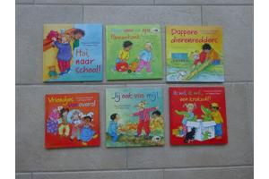 Het vrolijke lente en zomer boek ( Vivian den Hollander )