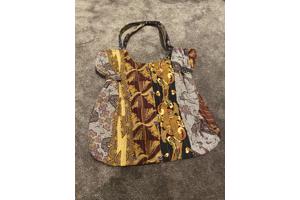 Leuke Nieuwe Batik Tasje