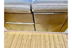 Twee Deelbare Banken van Leer