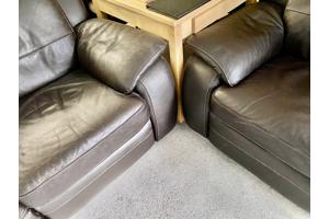 2 Vouwbare Deelbare Leren Banken die comfortabel zitten